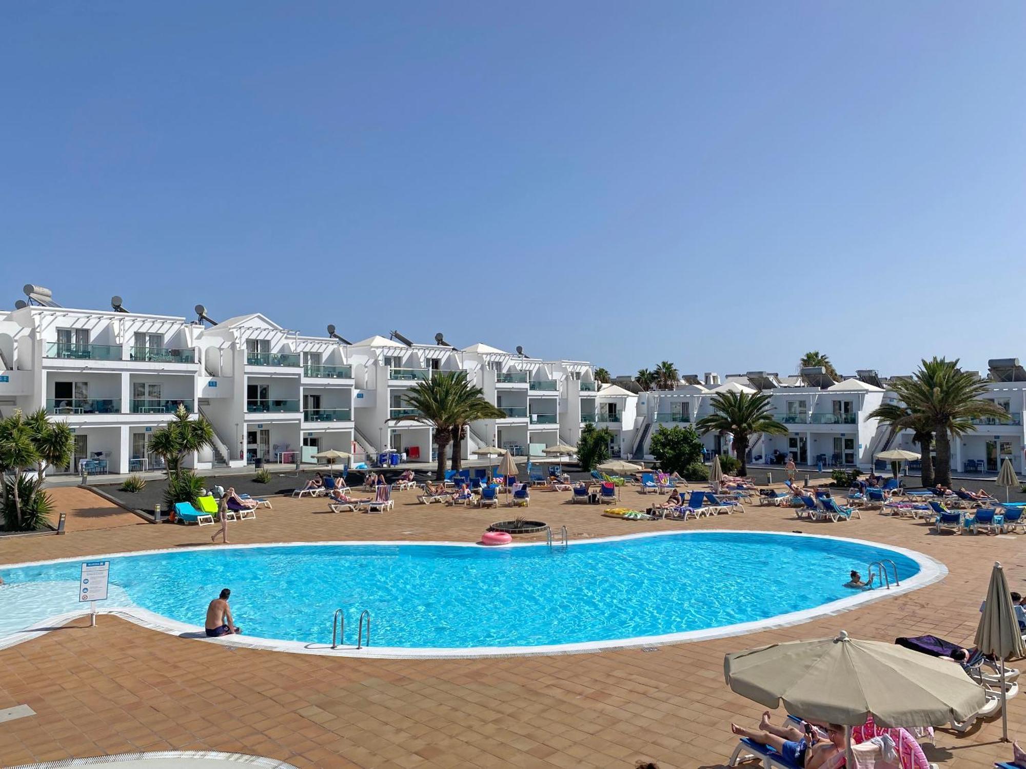 Hotel Plaza Palmeras Puerto del Carmen  Exterior photo